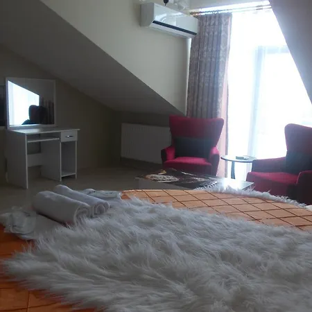 Hotel Izmit Star House