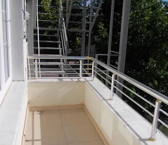 Izmit Star House Отель *